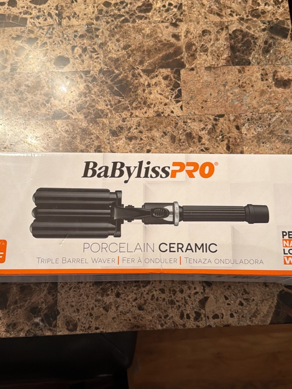 BaBylissPRO Porcelain Ceramic Triple Barrel Waver - Black